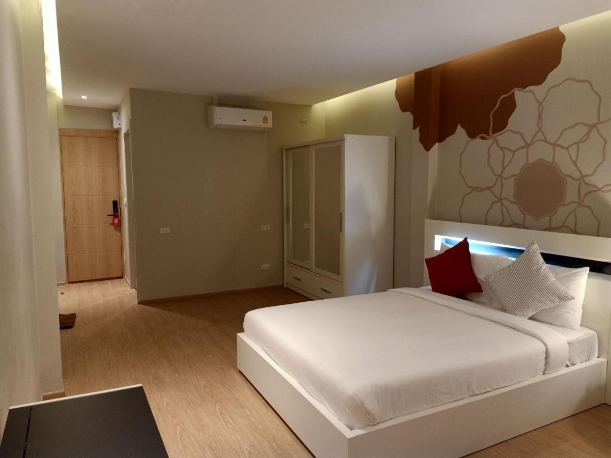 Platinum Hotel Rayong Esterno foto